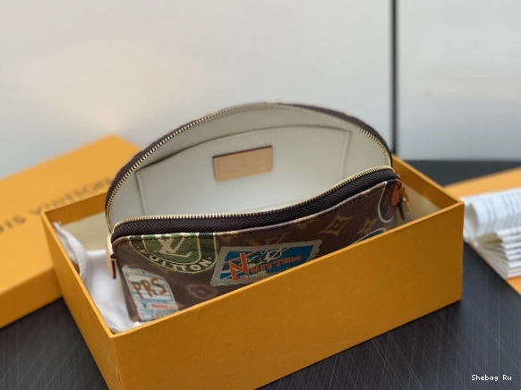 COSMETIC Vuitton Louis POUCH 0713